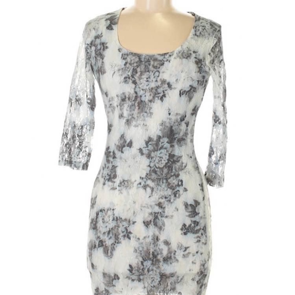 Forever 21 Dress - Beautiful Winter Dress